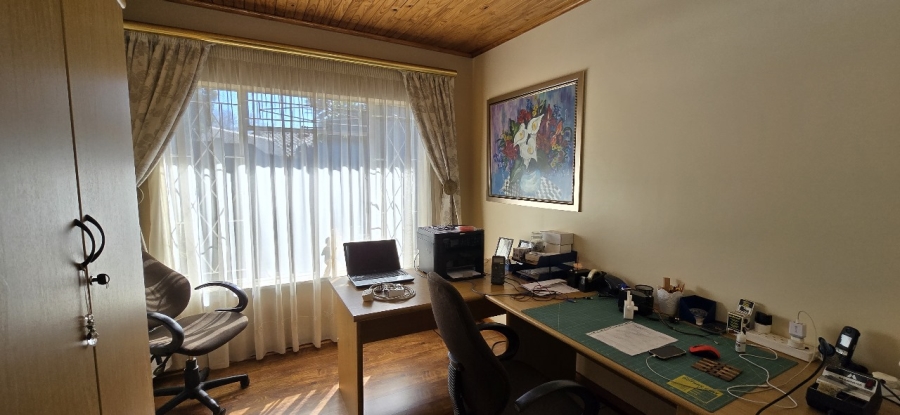 4 Bedroom Property for Sale in Roodia Free State